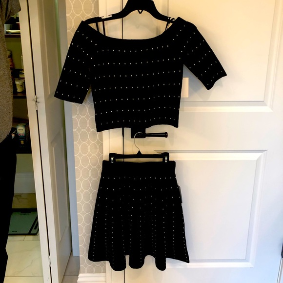 2 pc Chelsea Knit Skirt and Cropped Sweater  size S - Picture 2 of 6